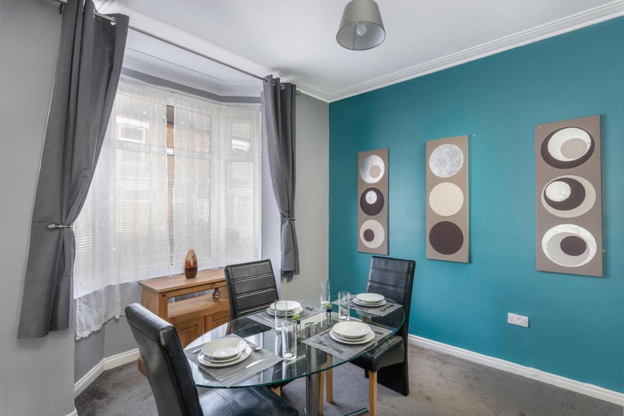 Central Thornaby Rooms Thornaby on Tees Bagian luar foto